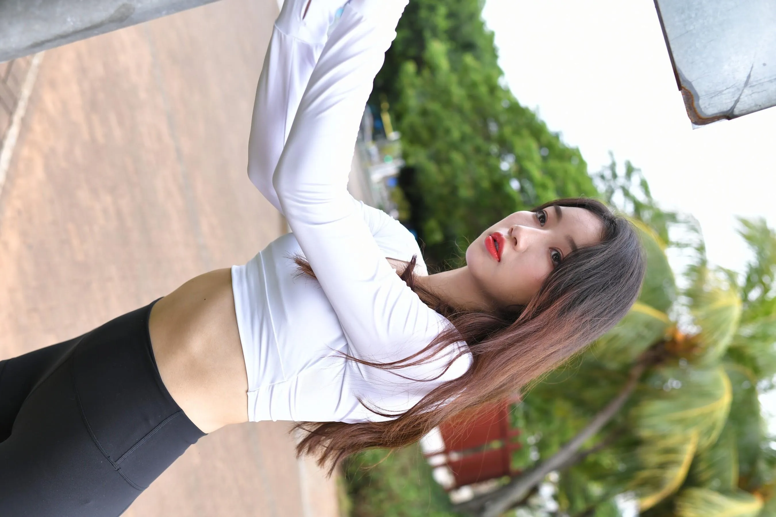 [魔镜街拍] NO.121 紧身运动装的美女外拍 [231P]插图4